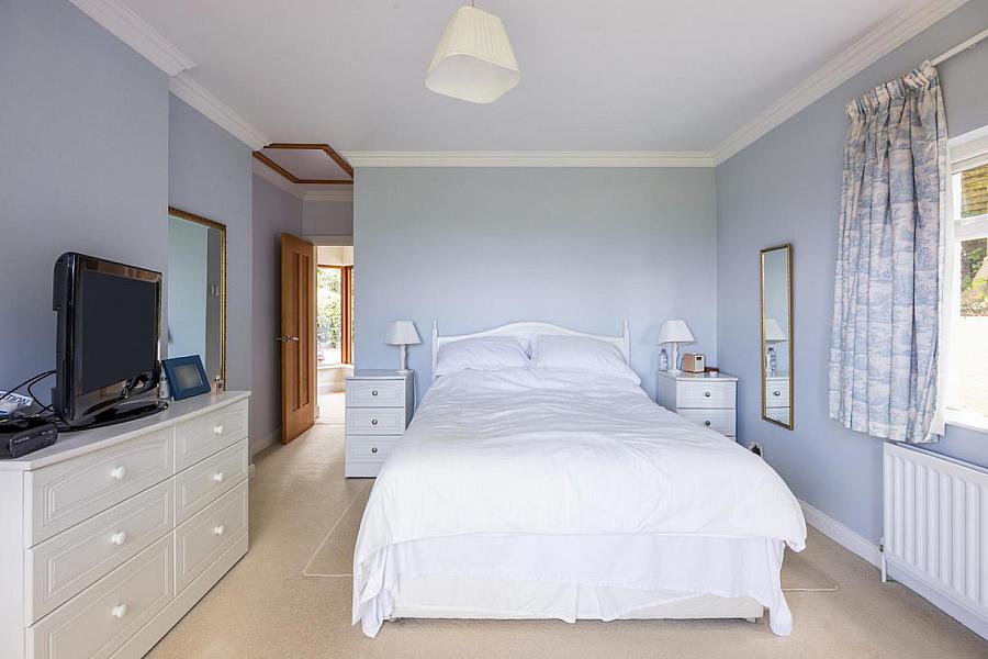 14 Pinehill Road