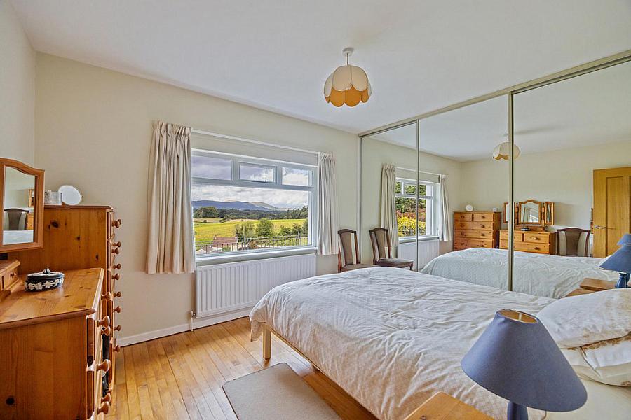 14 Pinehill Road