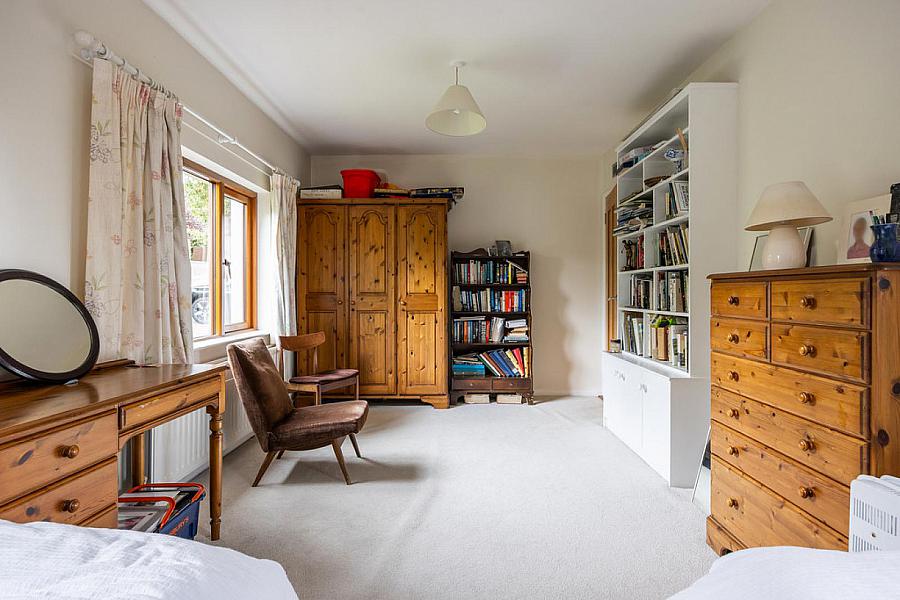 14 Pinehill Road