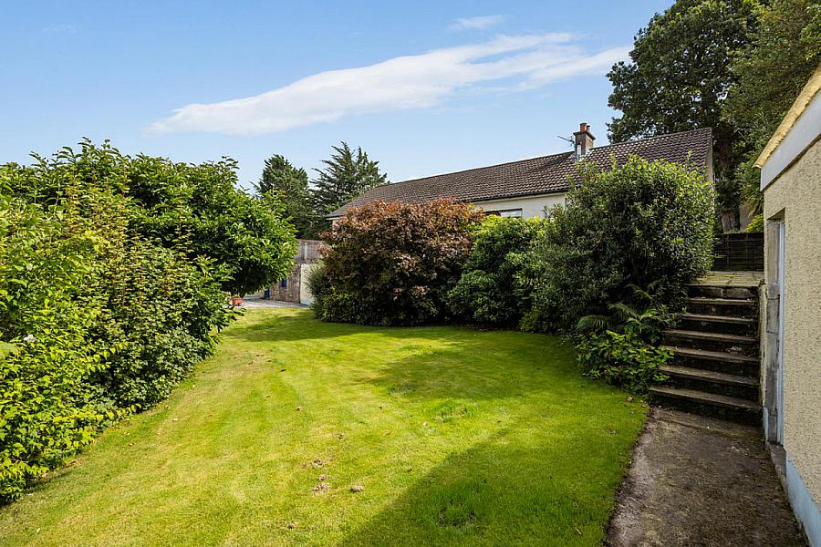 14 Pinehill Road