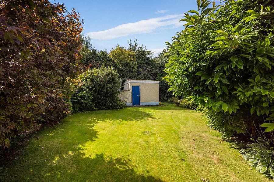 14 Pinehill Road