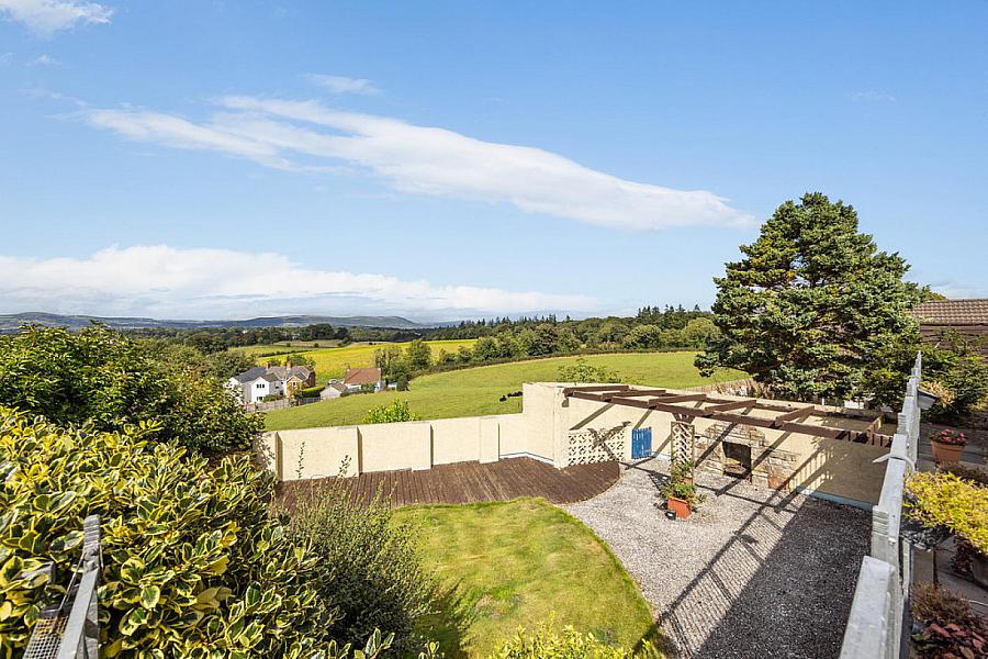 14 Pinehill Road