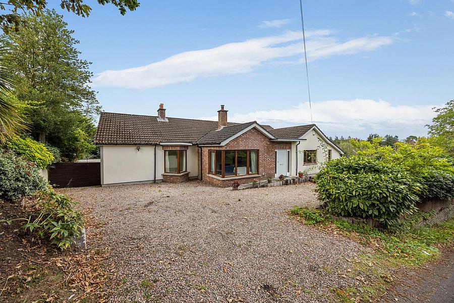 14 Pinehill Road