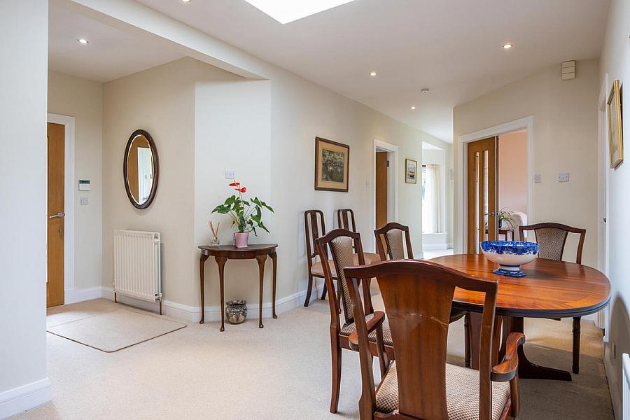 14 Pinehill Road