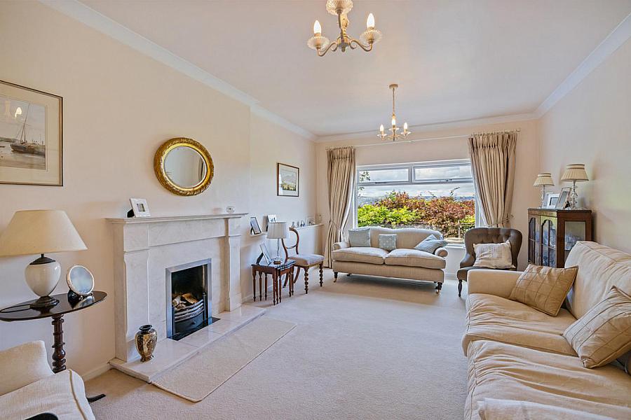 14 Pinehill Road