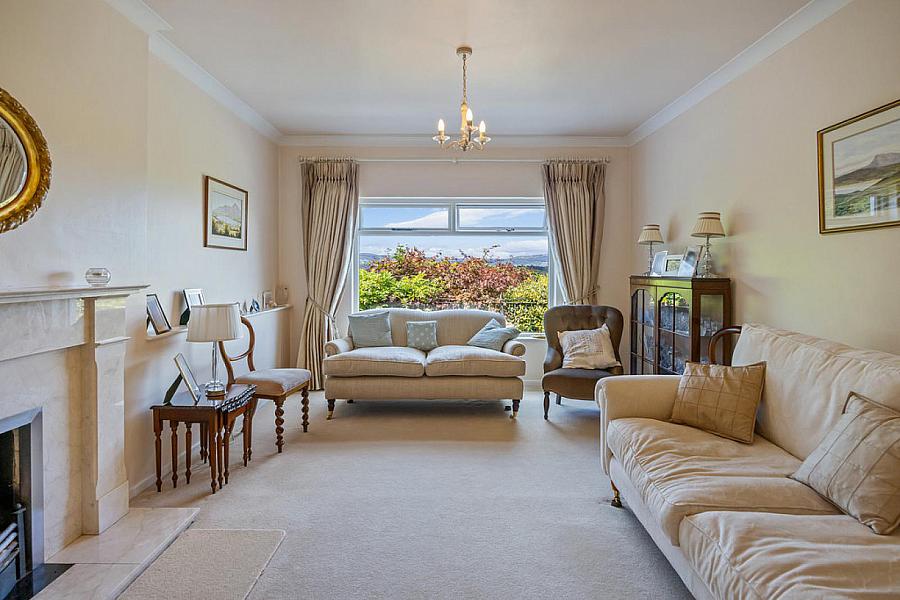 14 Pinehill Road