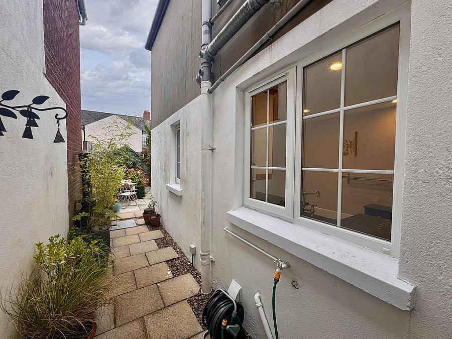 42 Ethel Street