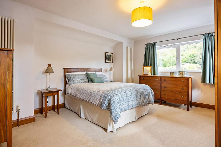 16 Cleaver Park