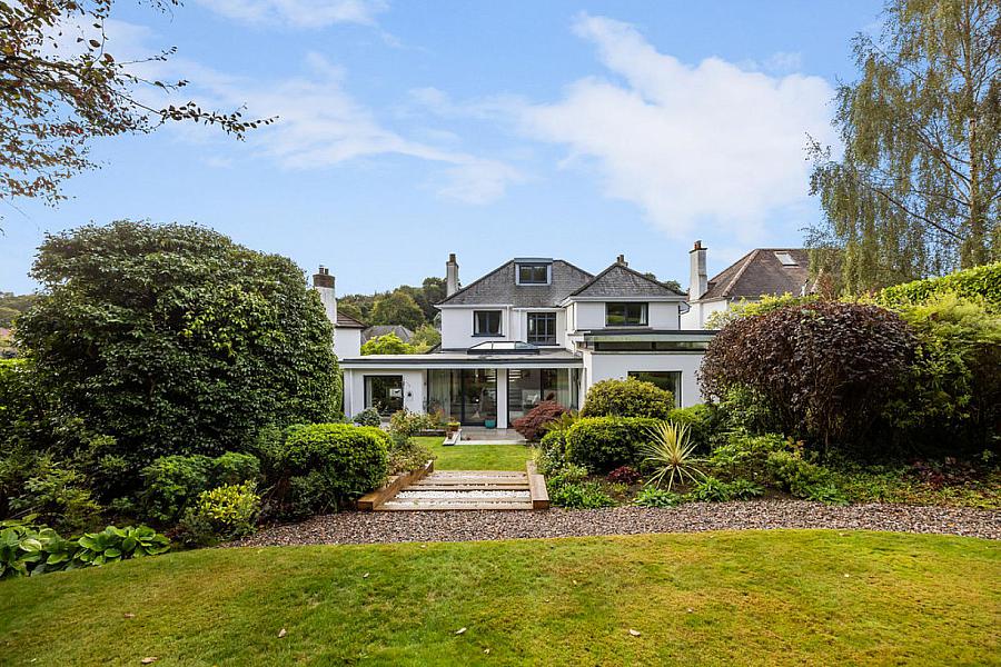 16 Cleaver Park