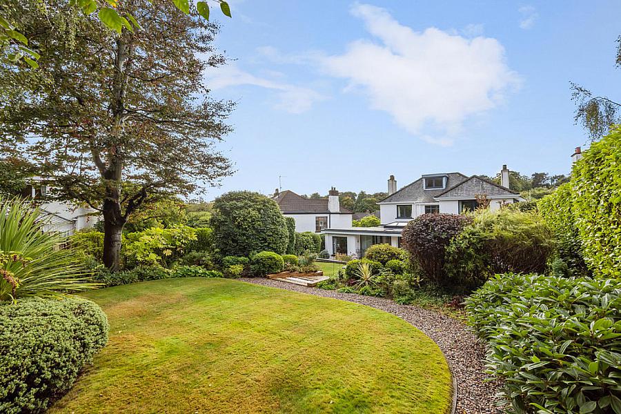 16 Cleaver Park
