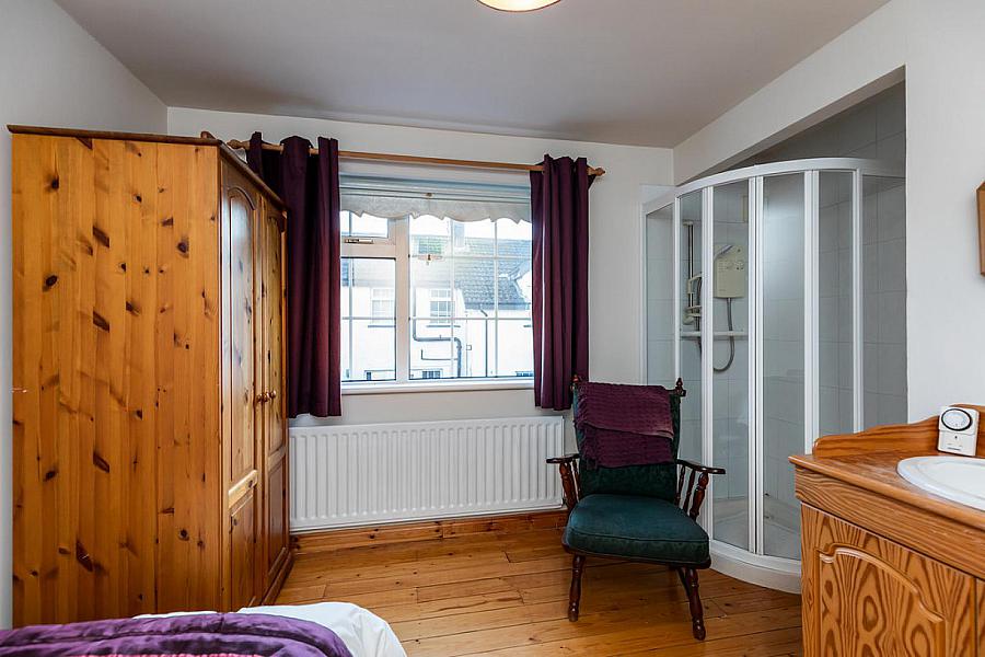 4 Chippendale Gardens