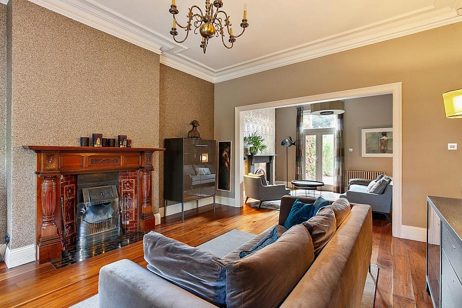 21 Deramore Park