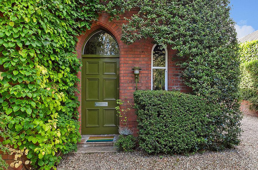 21 Deramore Park