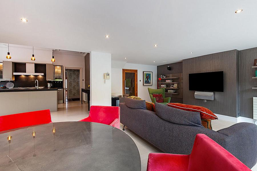 21 Deramore Park