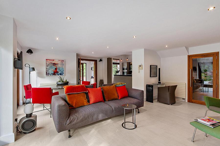 21 Deramore Park