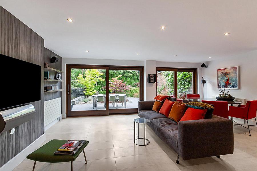 21 Deramore Park
