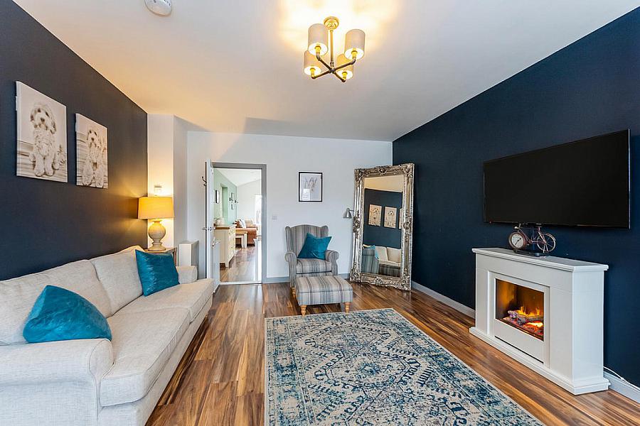 74 Ballantine Gardens