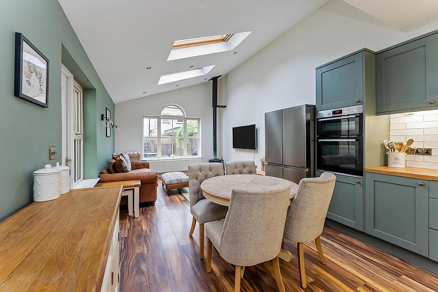 74 Ballantine Gardens