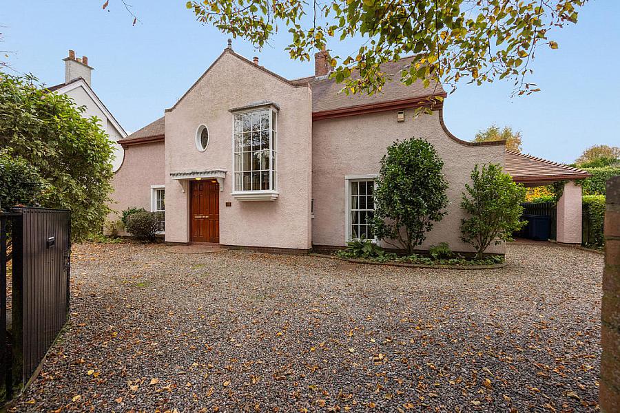 51a Myrtlefield Park