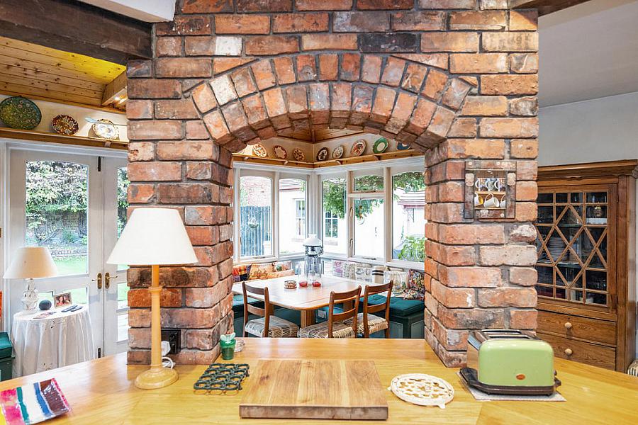 51A Myrtlefield Park