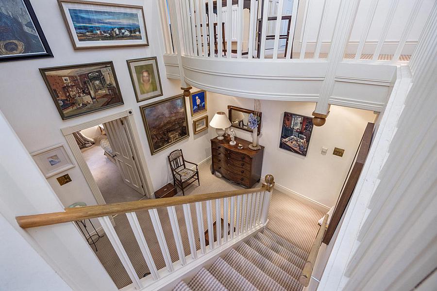 51A Myrtlefield Park