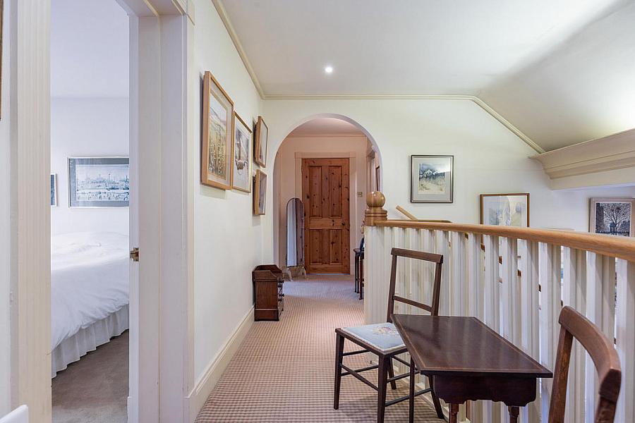 51A Myrtlefield Park