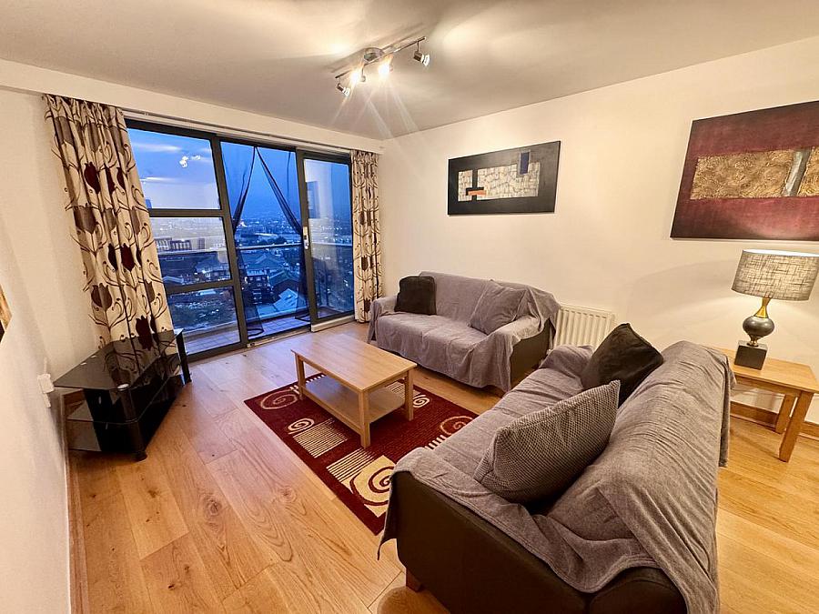 69 Victoria Place, Wellwood Street