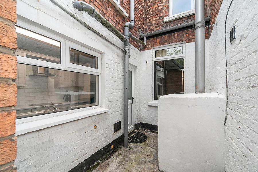 75 Ulsterville Gardens