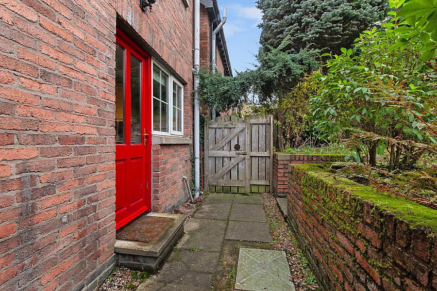 18 Edenderry Cottages