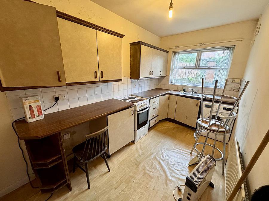 77 Fortwilliam Parade