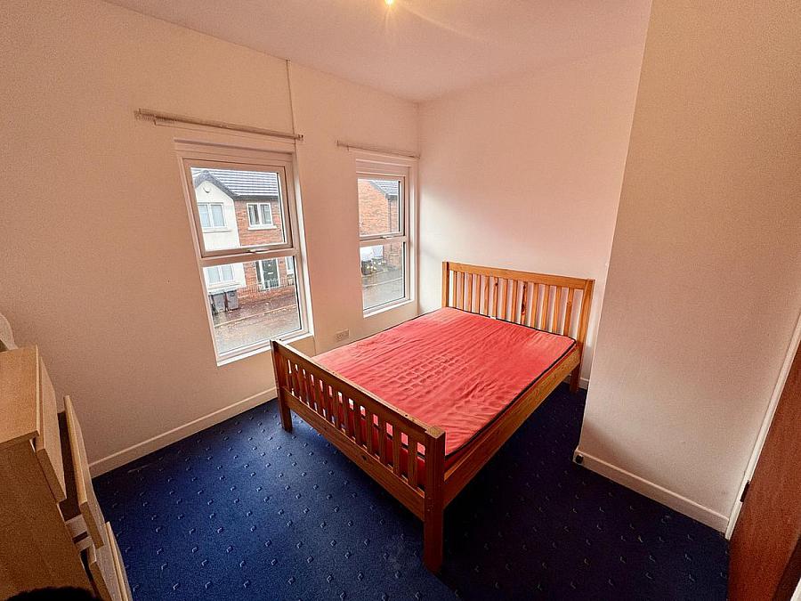 77 Fortwilliam Parade