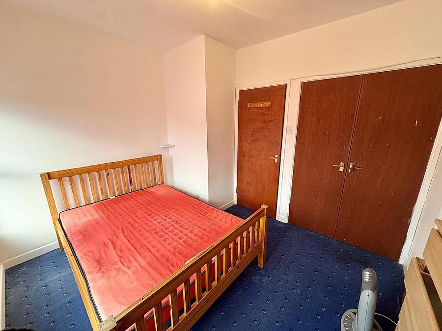 77 Fortwilliam Parade