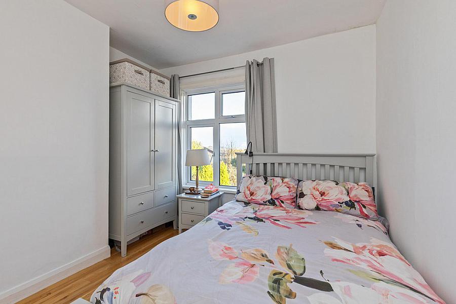 50 Finaghy Road South