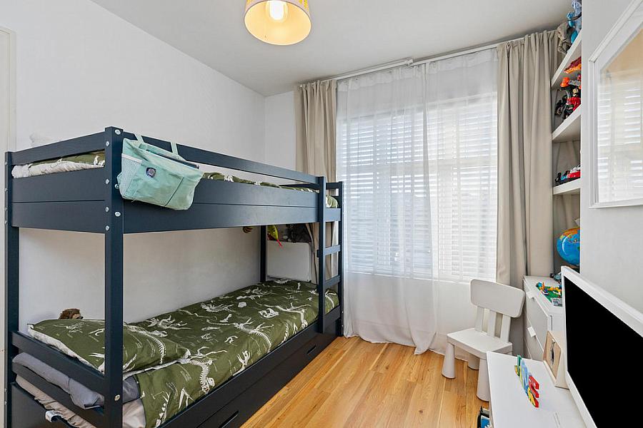 50 Finaghy Road South