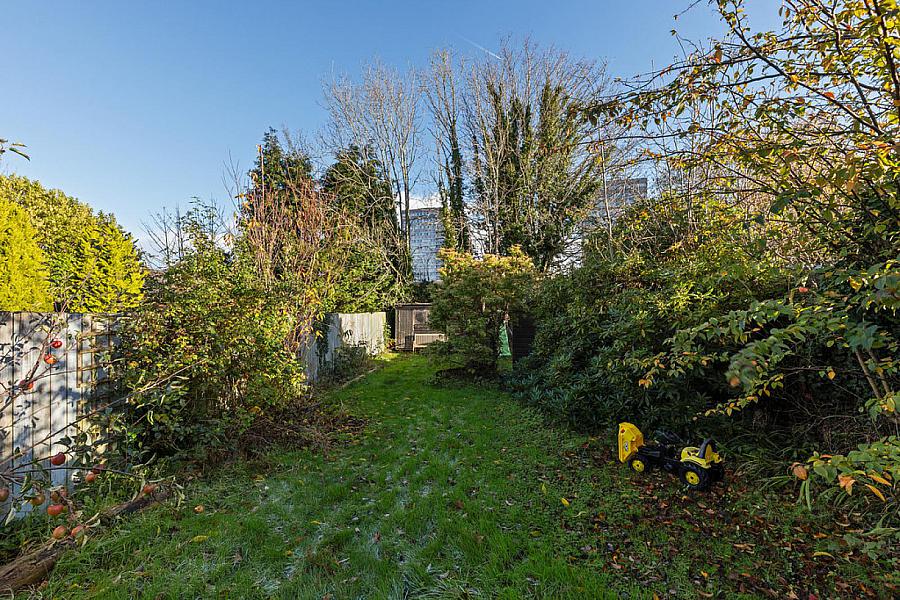 50 Finaghy Road South