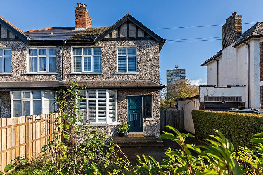 50 Finaghy Road South