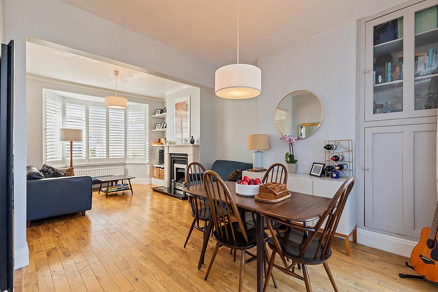 50 Finaghy Road South