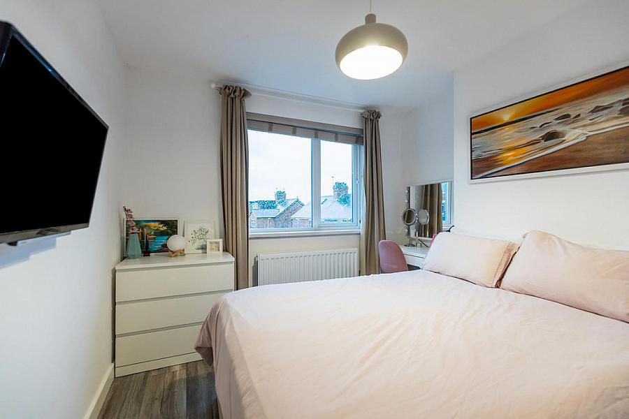 96 Donegall Park Avenue