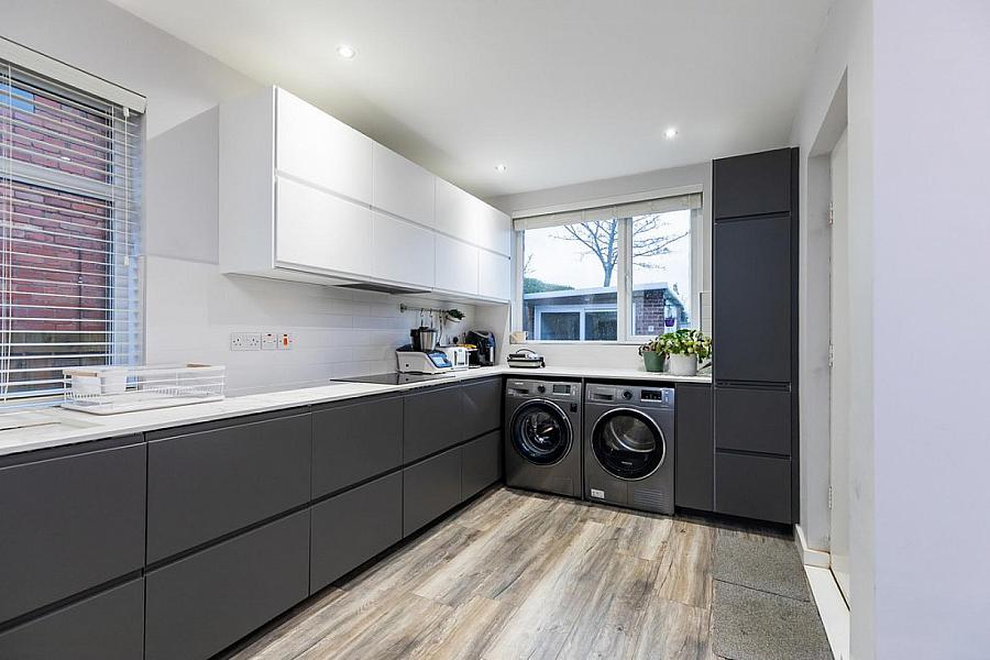 96 Donegall Park Avenue