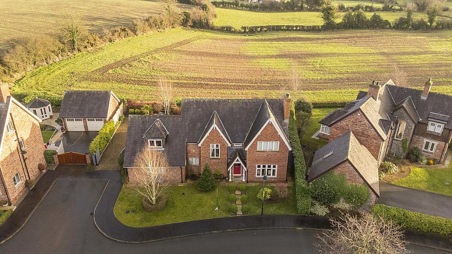 10 Governors Gate Meadow