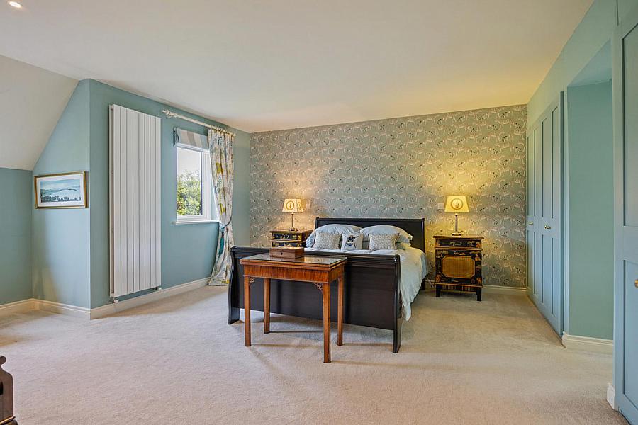 10 Governors Gate Meadow