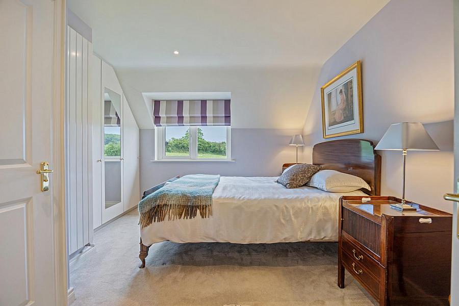 10 Governors Gate Meadow