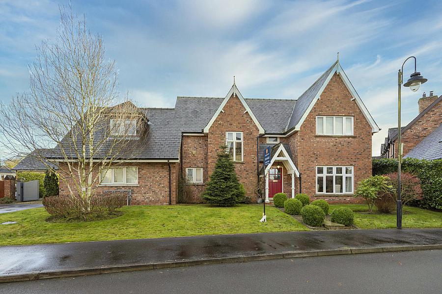 10 Governors Gate Meadow