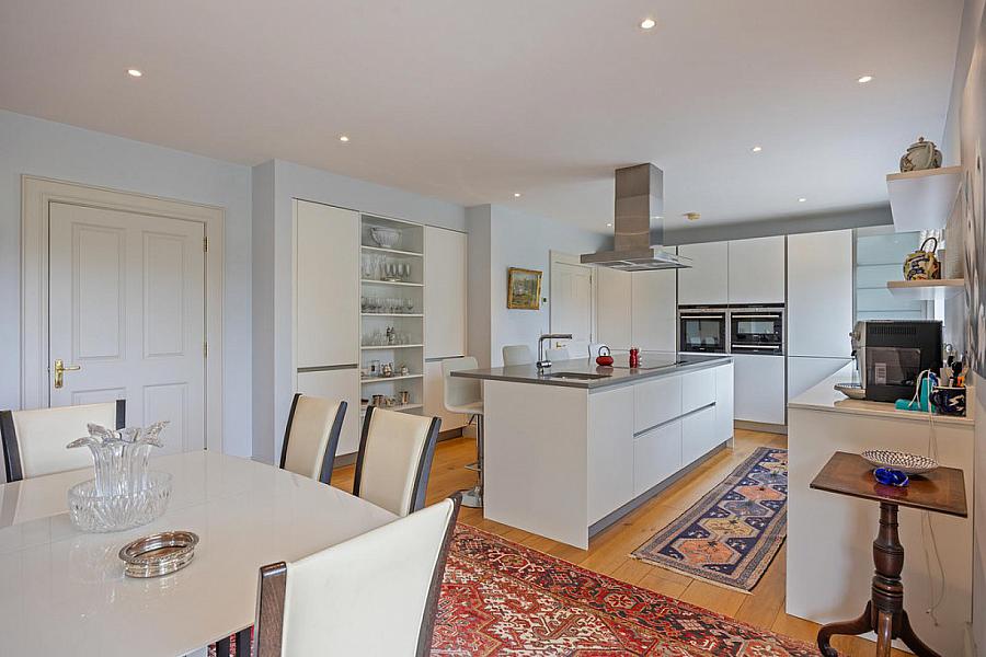 10 Governors Gate Meadow