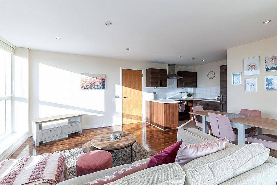 14-04 Obel, 62 Donegall Quay