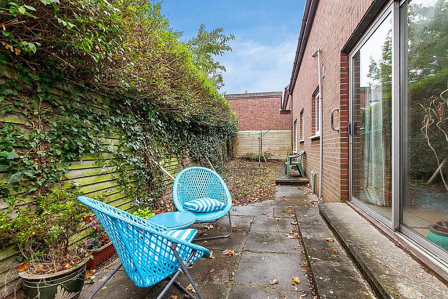 Apt 3, 58 Marlborough Park South