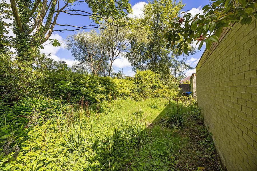 34 Old Manse Road