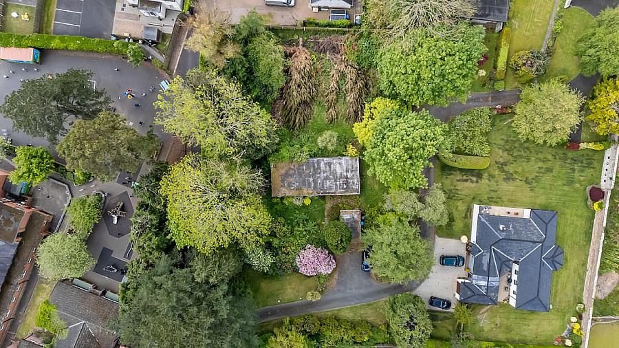 34 Old Manse Road