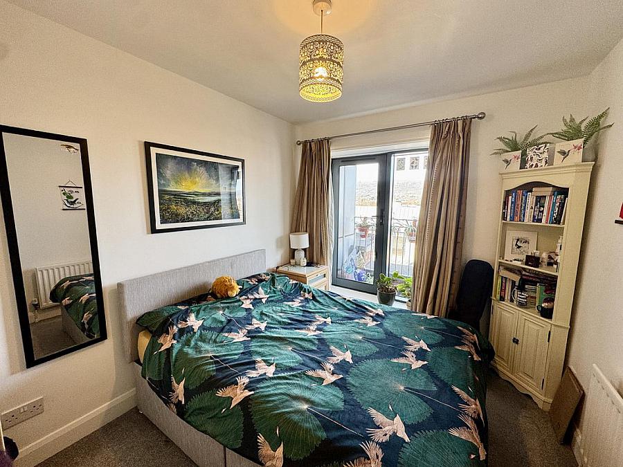 Apartment 14 Lesley Plaza