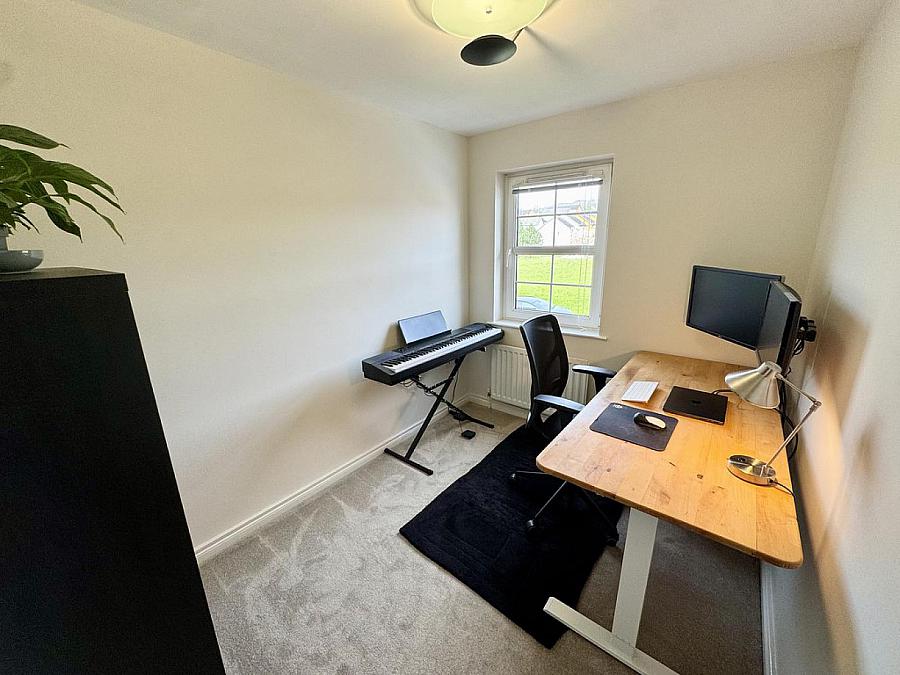 23 Fountain Crescent